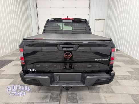 Used 2023 Nissan Frontier PRO-4X w/ Pro-4X Premium Package image 4