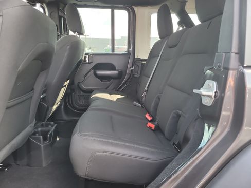 Used 2020 Jeep Wrangler Unlimited Sport S AWD/4WD image 11