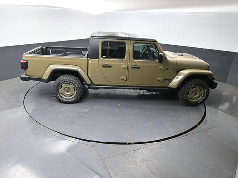 New 2026 Jeep Gladiator Willys AWD/4WD image 28
