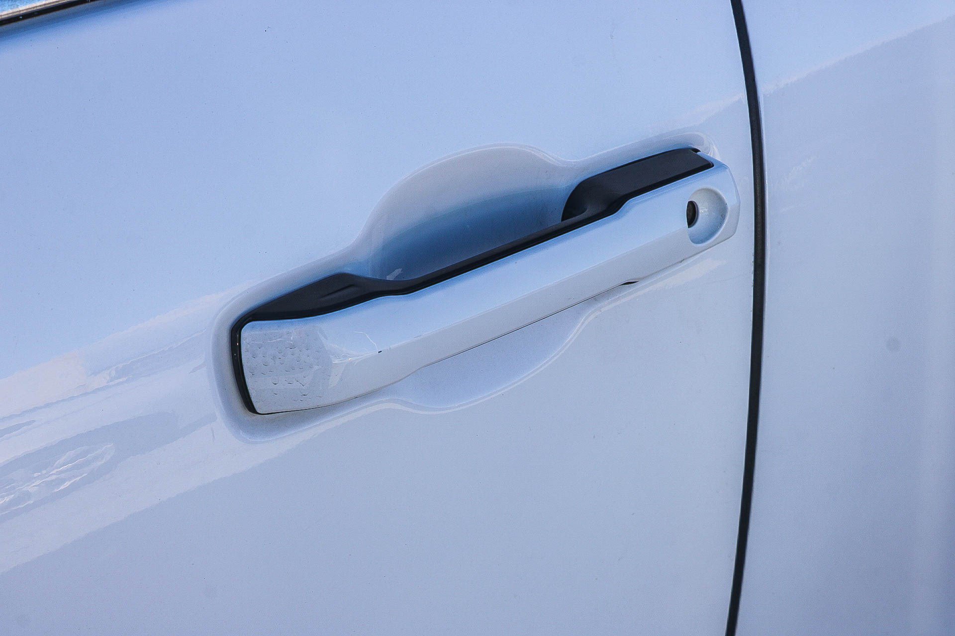 Used 2025 Toyota Sequoia SR5 AWD/4WD image 9