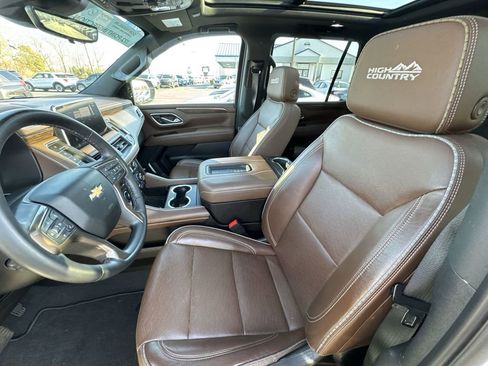 Used 2024 Chevrolet Tahoe High Country w/ Premium Package 2 image 11