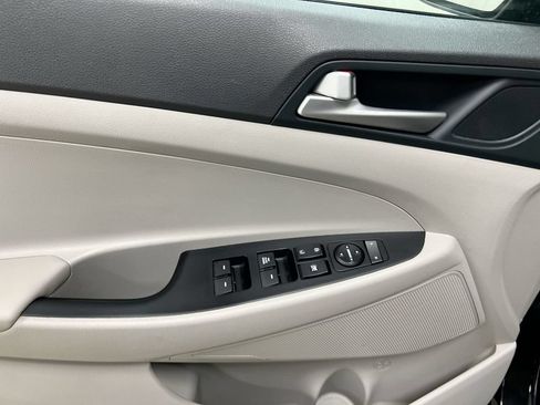 Used 2021 Hyundai Tucson SE FWD image 20