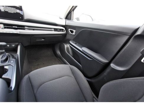New 2026 Kia K4 FWD image 11