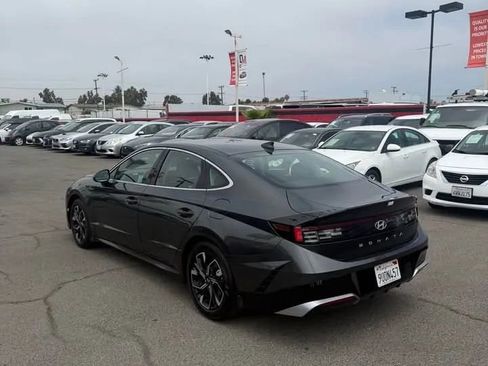 Used 2025 Hyundai Sonata SEL FWD image 3