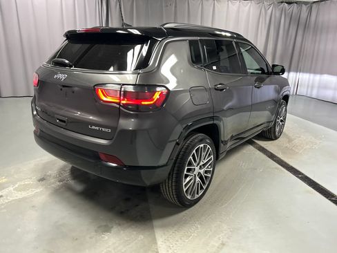 Used 2024 Jeep Compass Limited w/ Elite Group AWD/4WD image 7