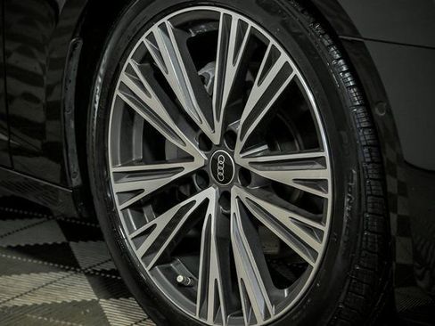 Used 2022 Audi A6 Premium Plus image 3