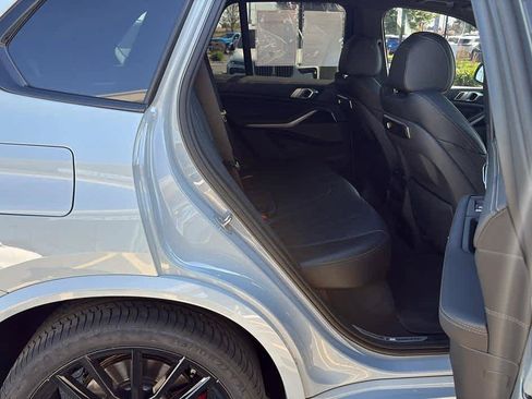 Used 2024 BMW X5 xDrive40i w/ M Sport Package AWD/4WD image 25