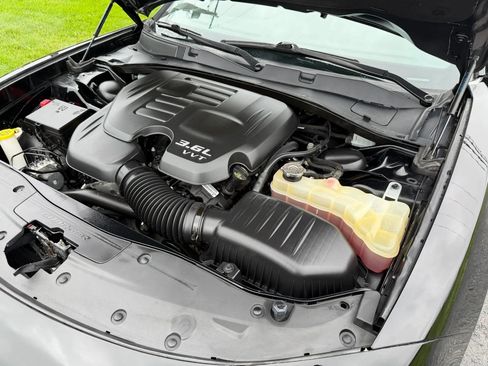 Used 2019 Dodge Charger SXT AWD/4WD image 52