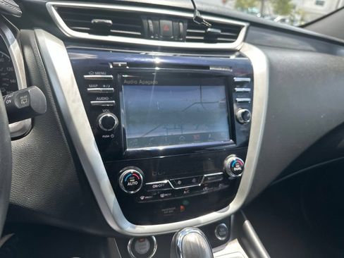 Used 2018 Nissan Murano SV w/ Cargo Package FWD image 13