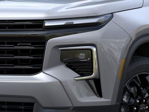 New 2026 Chevrolet Traverse LT image 10