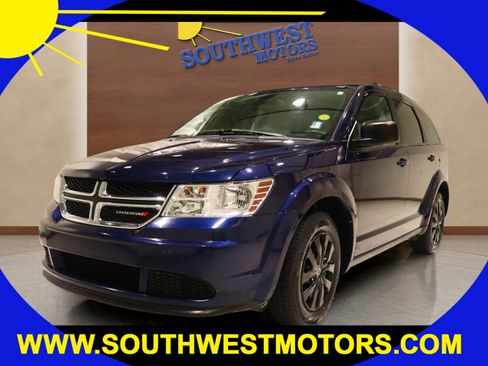Used 2019 Dodge Journey SE image 1