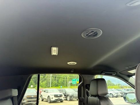 Used 2023 GMC Yukon Denali AWD/4WD image 26