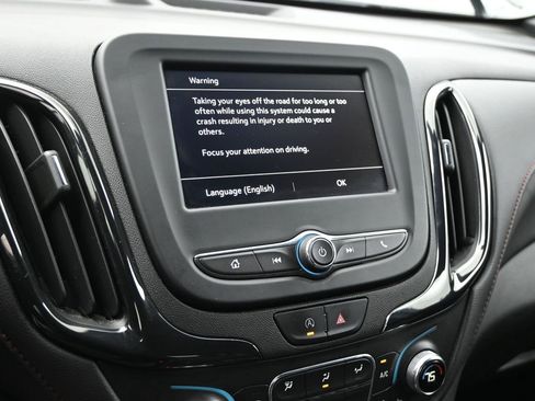 Used 2023 Chevrolet Equinox RS image 18