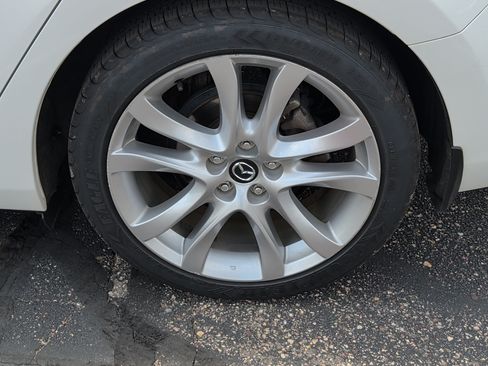 Used 2017 MAZDA MAZDA6 Touring w/ Touring Premium Package FWD image 5