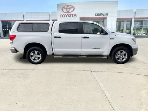 Used 2008 Toyota Tundra 4x4 CrewMax image 6