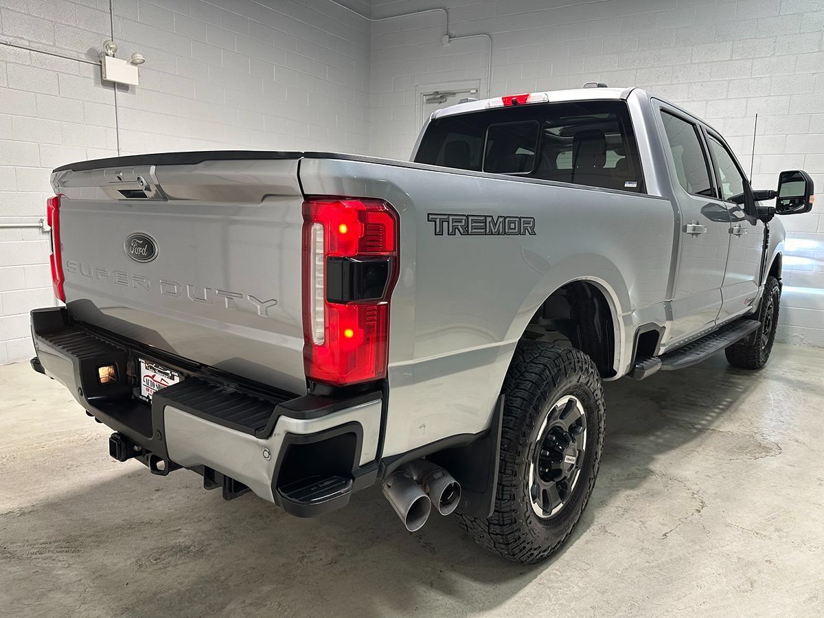 Used 2024 Ford F350 Lariat w/ Lariat Ultimate Package AWD/4WD image 6