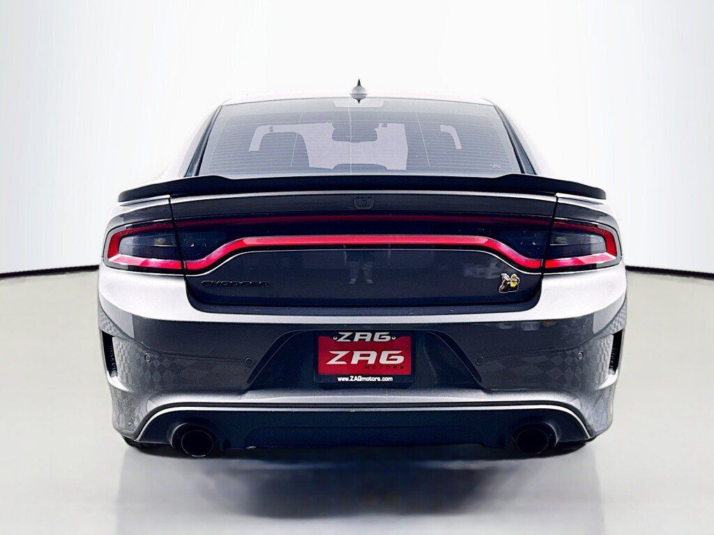 Used 2021 Dodge Charger Scat Pack w/ Navigation & Travel Group RWD image 4