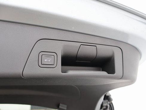 New 2025 Buick Envision Sport Touring image 11