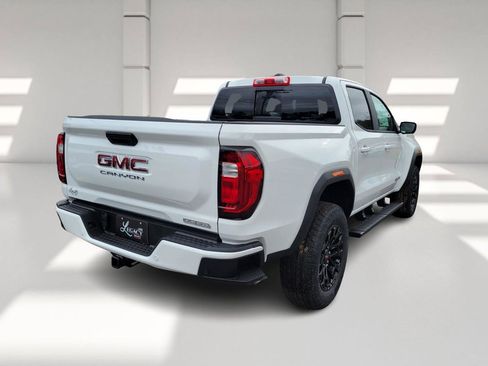 New 2026 GMC Canyon Elevation w/ Convenience Package image 5