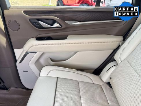 Used 2023 GMC Yukon Denali image 17