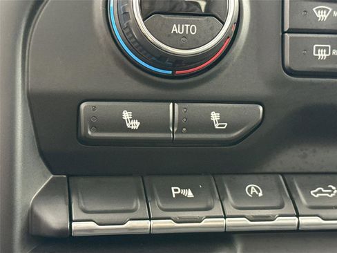 Used 2020 Chevrolet Silverado 1500 LT w/ All-Star Edition image 6