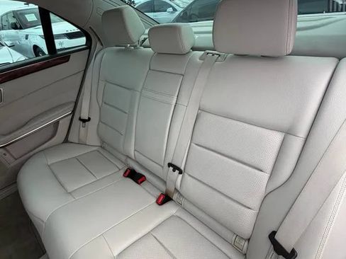 Used 2014 Mercedes-Benz E 350 Sedan image 8