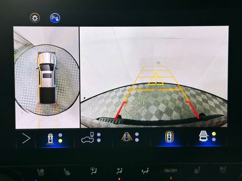 Used 2024 Chevrolet Colorado ZR2 w/ ZR2 Bison Edition image 25