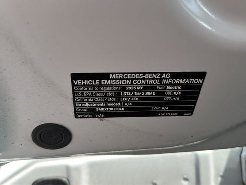 Used 2025 Mercedes-Benz G 580 w/ EQ Technology image 16