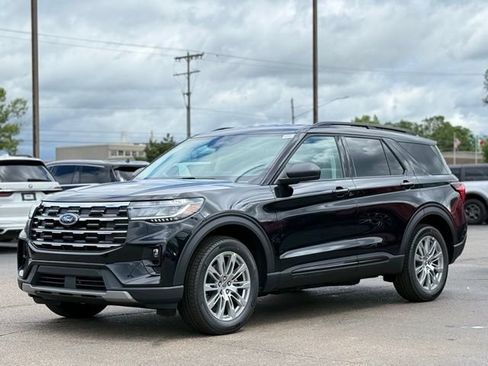 New 2026 Ford Explorer Active w/ Active Comfort Package AWD/4WD image 34