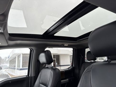 Used 2019 Ford F150 Lariat w/ Equipment Group 502A Luxury image 18