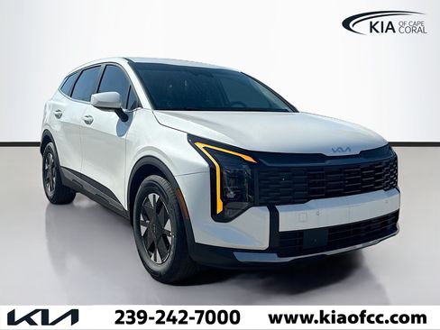 New 2026 Kia Sportage LX FWD image 1