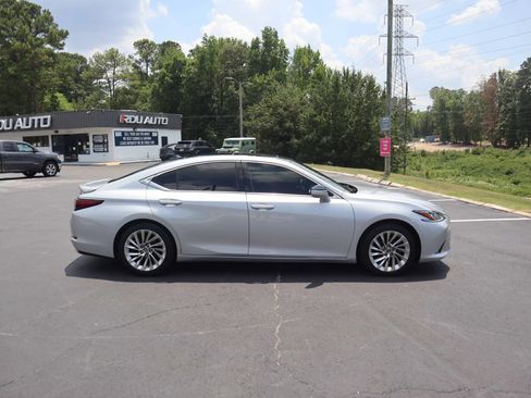 Used 2020 Lexus ES 350 w/ Accessory Package FWD image 12