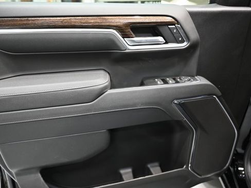New 2026 GMC Sierra 1500 Elevation image 24