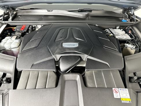 Certified 2023 Porsche Cayenne image 37