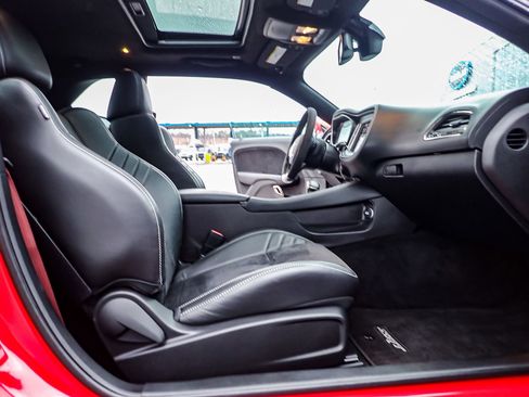 Used 2022 Dodge Challenger SRT Hellcat Redeye image 15