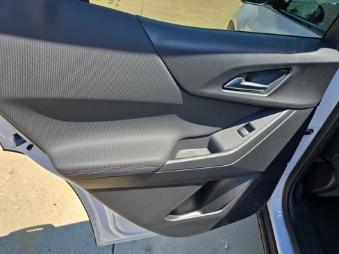Used 2026 Chevrolet Equinox RS w/ LPO, Floor Liner Package FWD image 11