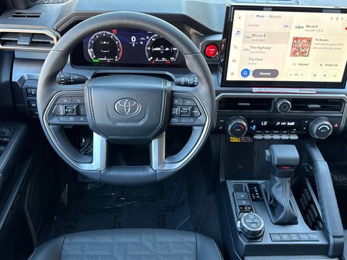 New 2025 Toyota 4Runner TRD Off-Road Premium image 13