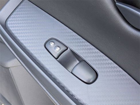 New 2025 Nissan Sentra S image 32