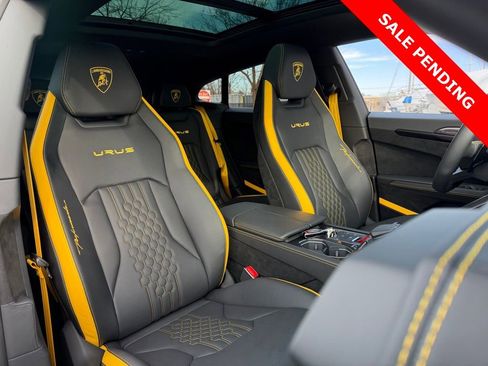 Used 2024 Lamborghini Urus Performante image 54
