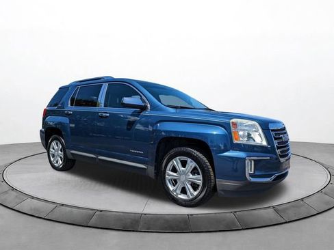 Used 2016 GMC Terrain SLT w/ Driver Alert Package I FWD image 2