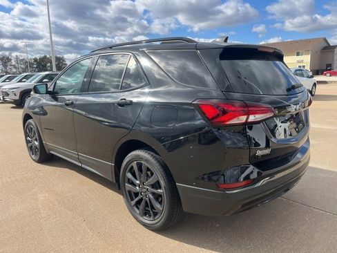 Used 2022 Chevrolet Equinox RS w/ LPO, Floor Liner Package image 6