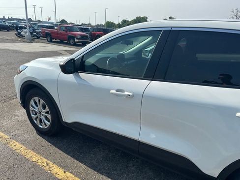 Used 2023 Ford Escape Active AWD/4WD image 17