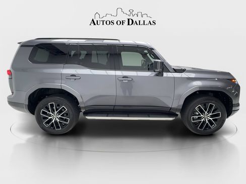 Used 2026 Lexus GX 550 w/ Cold Area Package AWD/4WD image 6