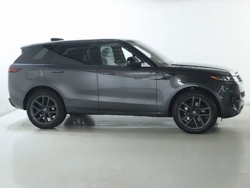 Used 2023 Land Rover Range Rover Sport SE image 10