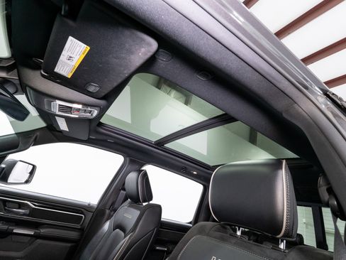 Used 2021 RAM 1500 Laramie w/ Sport Appearance Package image 17