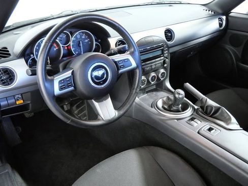 Used 2011 MAZDA MX-5 Miata Touring w/ Suspension Pkg RWD image 16
