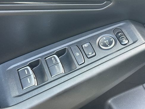 Used 2023 Honda Accord EX image 13