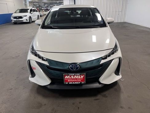 Used 2017 Toyota Prius Prime Plus image 8