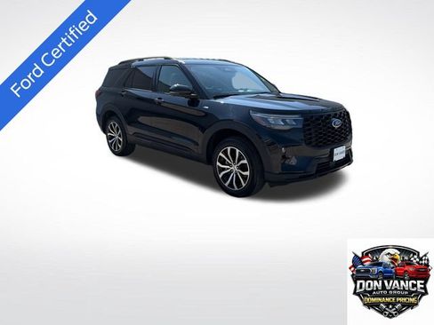 Certified 2025 Ford Explorer ST-Line AWD/4WD image 7