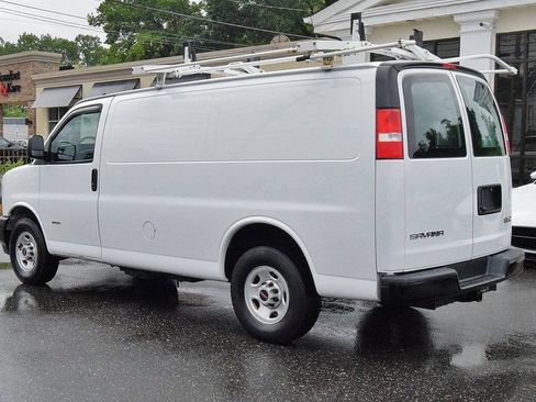 Used 2019 GMC Savana 2500 image 6